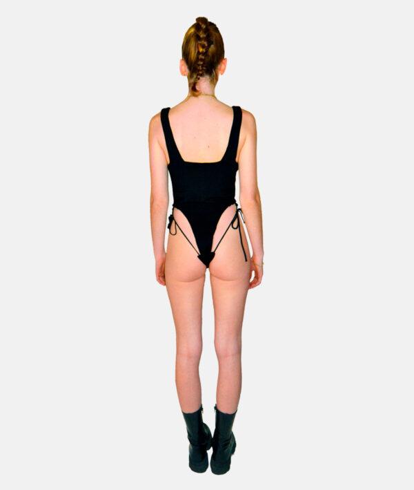Body noir échancré
